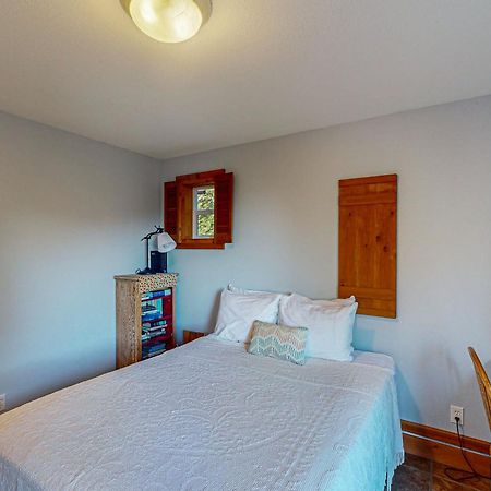 Whimsy By The Sea Villa Port Orford Exterior photo