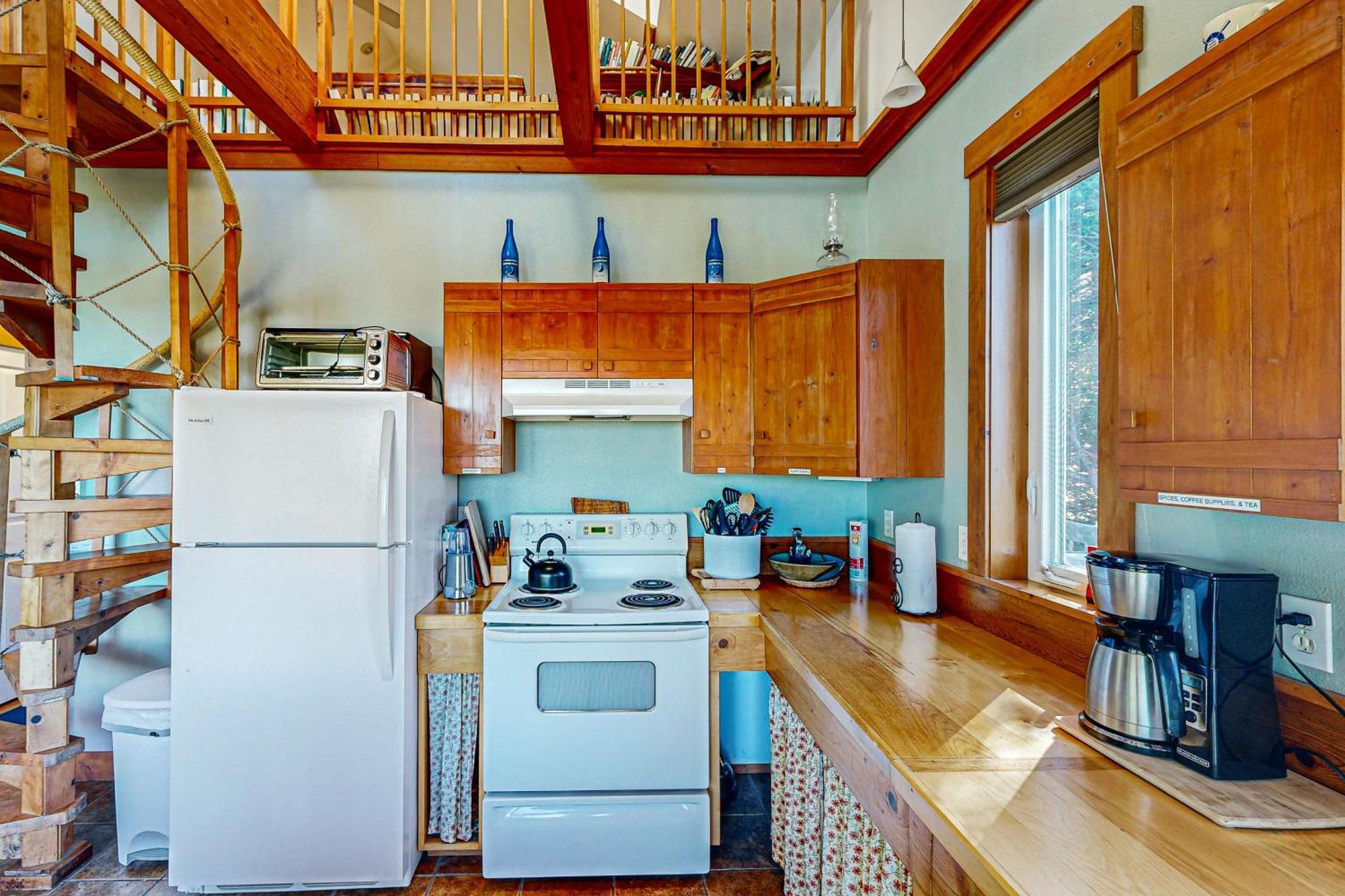 Whimsy By The Sea Villa Port Orford Exterior photo